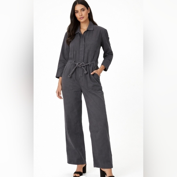 Bluevelvet Pants - NWT Bluevelvet Charcoal Small Women's Jumpsuit PTP 21 - Inseam 29